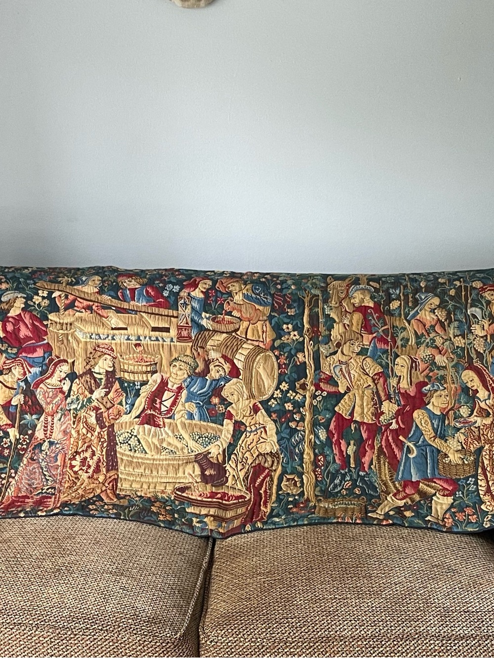 Vintage Medieval Tapestry Wall Hanging - Multicolor
